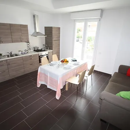 Apartment Appartamenti Giusy E Giusy 2 *